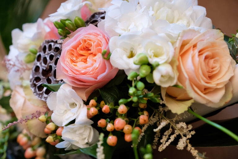 Know The Best Gifting Floral Arrangements For Your Loved Ones!